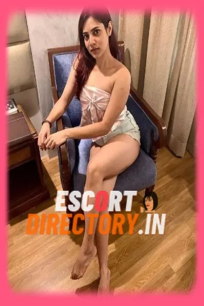 Aarti Mishra, 22-year-old Udyog Vihar escorts Gurgaon offering flirty adventures